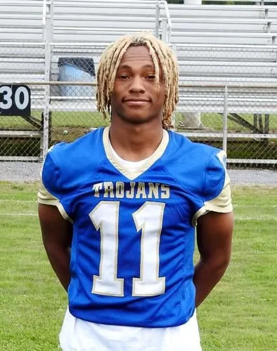 Winless Bulldogs can’t slow down Collins, Trojans